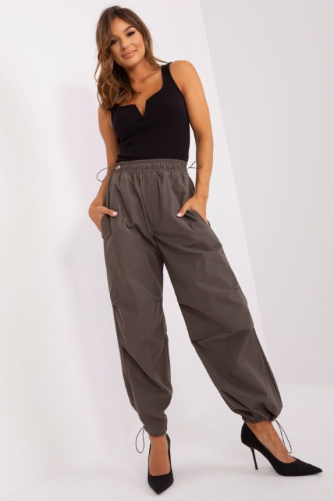 Spodnie Damskie Model TW-SP-OB056.86P Khaki - Och Bella Och Bella