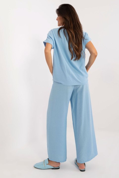 Spodnie Komplet Model DHJ-KMPL-3301.63 Light Blue - Italy Moda Italy Moda