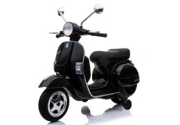 Skuter na Akumulator Vespa Czarny LEAN CARS
