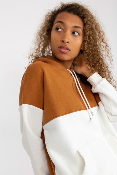 Bluza Damska Model AP-BL-AP-3001.98P Light Brown - Rue Paris Rue Paris Bluza Damska Model AP-BL-AP-3001.98P Light Brown - Rue Paris Rue Paris
