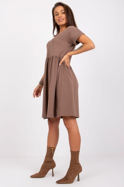 Sukienka Model RV-SK-5672.03P Brown - Rue Paris Rue Paris Sukienka Model RV-SK-5672.03P Brown - Rue Paris Rue Paris