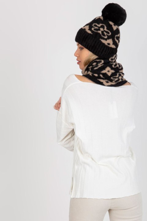 Komin Model AT-KM-CM-331.87 Black/Beige - AT AT Komin Model AT-KM-CM-331.87 Black/Beige - AT AT