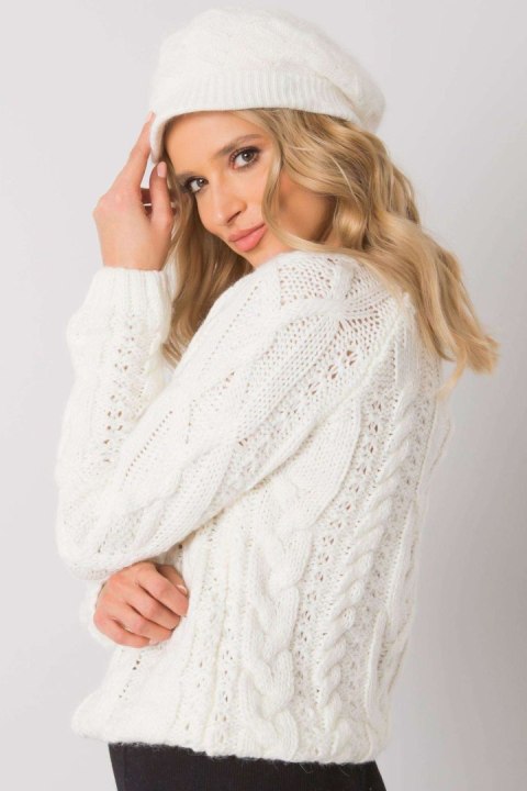 Czapka Damska Model AT-CZ-H-615 Ecru - AT AT