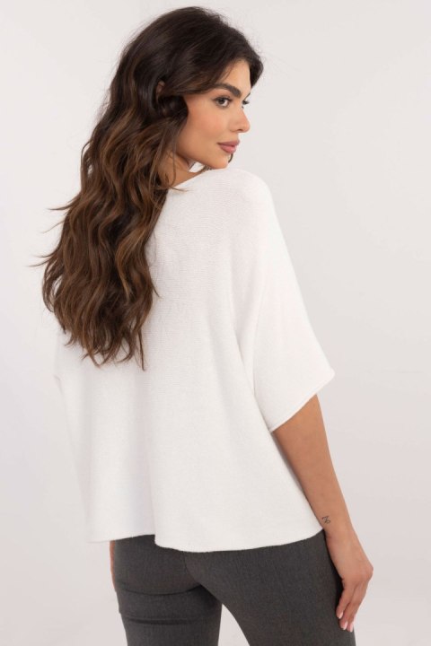 Sweter Damski Model IT-SW-0811.88P White - BFG BFG Sweter Damski Model IT-SW-0811.88P White - BFG BFG