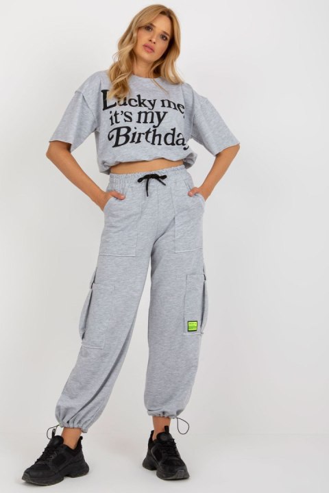 Spodnie Komplet Model BA-KMPL-Z-236.01 Grey - Badu Badu Spodnie Komplet Model BA-KMPL-Z-236.01 Grey - Badu Badu