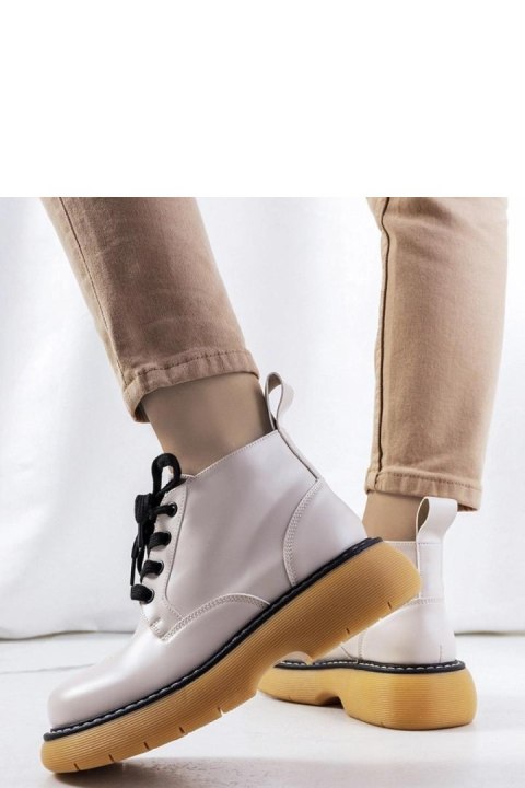 Beżowe botki typu glany Redelek - Solea Solea Beżowe botki typu glany Redelek - Solea Solea