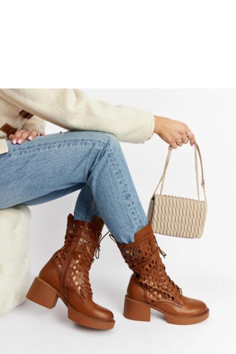 Brązowe ażurowe trapery na obcasie Visalia - Solea Solea Brązowe ażurowe trapery na obcasie Visalia - Solea Solea