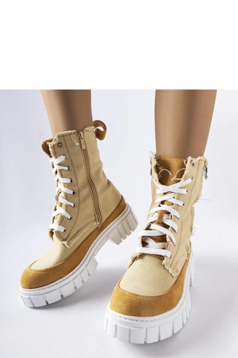 Beżowe ocieplane trapery Crispiero - Solea Solea