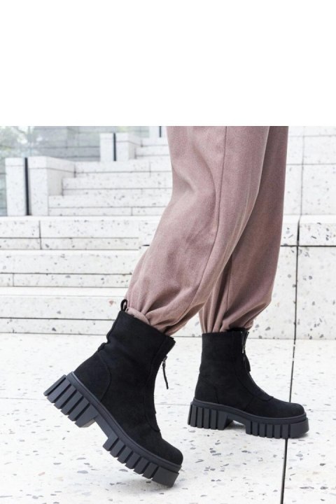 Czarne botki damskie ocieplane na zamek z grubą podeszwą wykonane z eko-zamsz Azzurra - Solea Solea