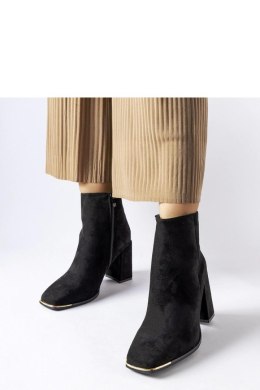 Czarne botki na słupku Cheney - Solea Solea