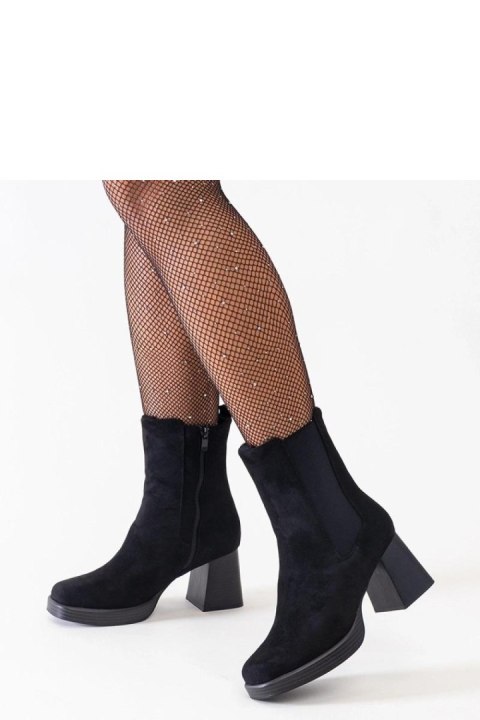 Czarne botki z kwadratowym noskiem na słupku eko-zamsz Hesca - Solea Solea