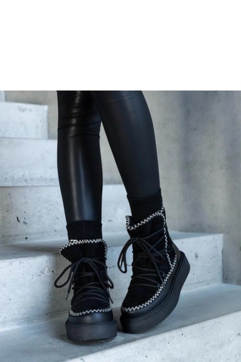 Czarne śniegowce na platformie sznurowane zdobione haftem Mckenzie - Solea Solea