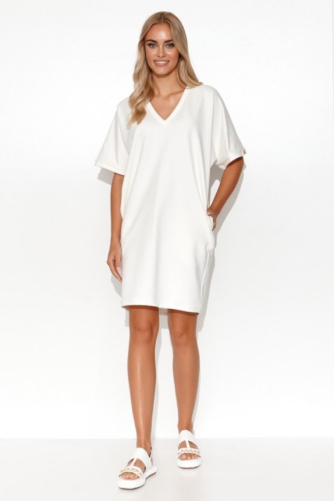 Sukienka Model M778 Śmietana - Makadamia Makadamia Sukienka Model M778 Śmietana - Makadamia Makadamia