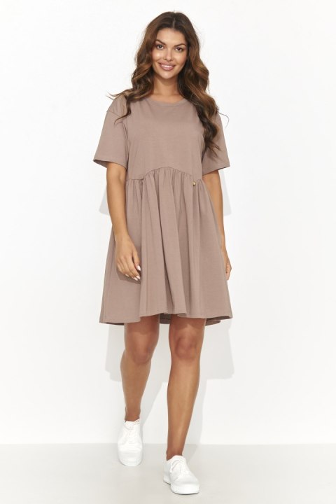 Sukienka Model NU470 Mocca - Numinou Numinou Sukienka Model NU470 Mocca - Numinou Numinou
