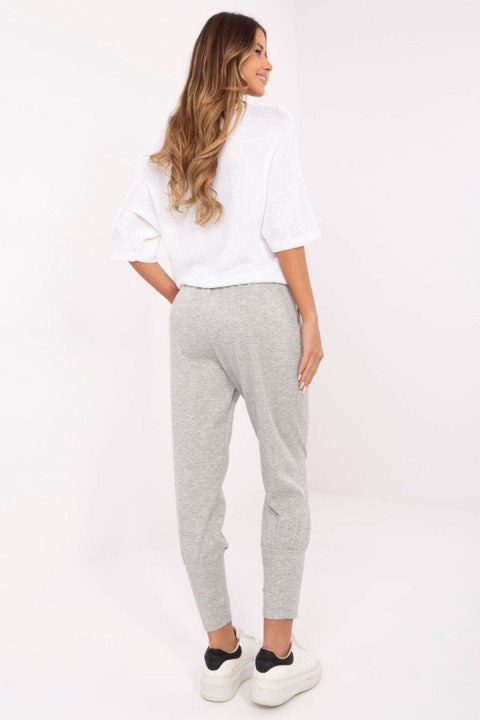 Spodnie Dresowe Model DHJ-SP-20316.16 Grey - Italy Moda Italy Moda Spodnie Dresowe Model DHJ-SP-20316.16 Grey - Italy Moda Italy Moda