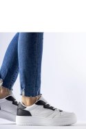 Białe sneakersy z czarnym akcentem Fournie - Solea Solea