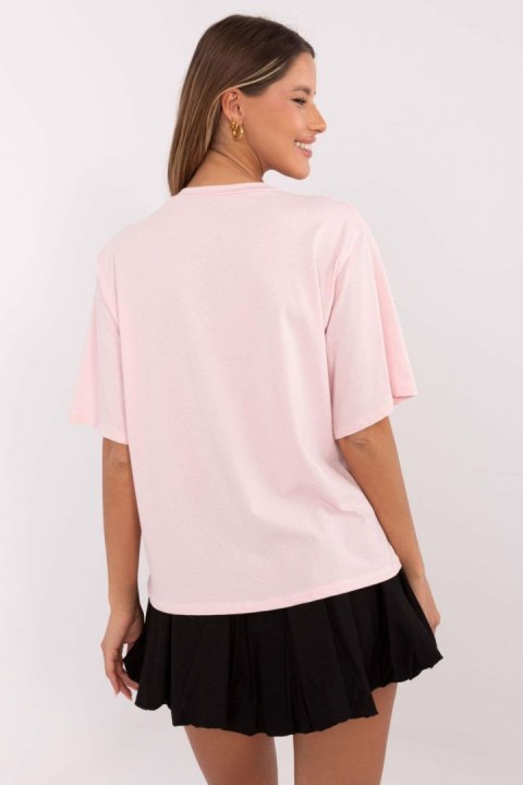 T-shirt Damski Model MI-TS-M745.33 Light Pink - Italy Moda Italy Moda T-shirt Damski Model MI-TS-M745.33 Light Pink - Italy Moda Italy Moda