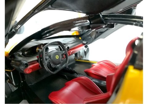 Auto R/C Ferrari Rastar 1:14 Żółte na pilota Rastar Auto R/C Ferrari Rastar 1:14 Żółte na pilota Rastar