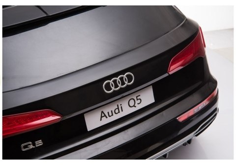 Pojazd na Akumulator Audi Q5 Policja Czarny LEAN CARS Pojazd na Akumulator Audi Q5 Policja Czarny LEAN CARS
