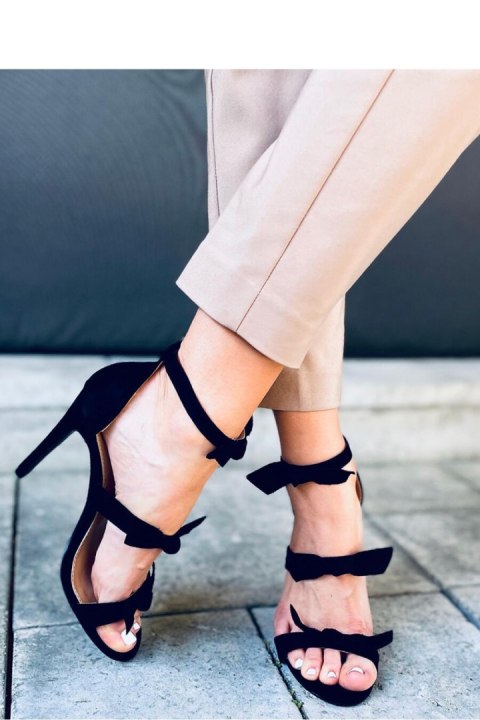 Sandałki na szpilce CELESTIA BLACK - Inello Inello