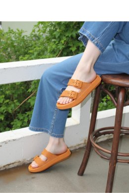 Sandał Klapki Model Leisure LS048TO-1 Orange - Inello Inello