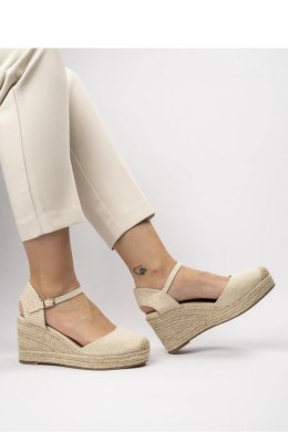 Sandały Model Wild Elegance X5-335_Beige - Inello Inello