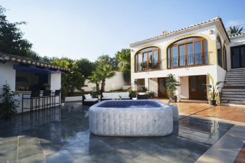 Dmuchane Spa San-Francisco 7 osobowe 230 x 230 x 71 cm Bestway 6001Q Bestway Dmuchane Spa San-Francisco 7 osobowe 230 x 230 x 71 cm Bestway 6001Q Bestway