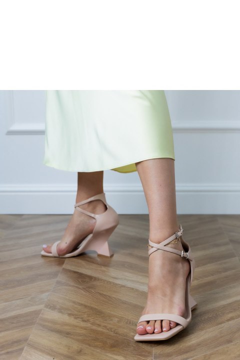 Sandały Model Saros E30071 Beige - PRIMO PRIMO