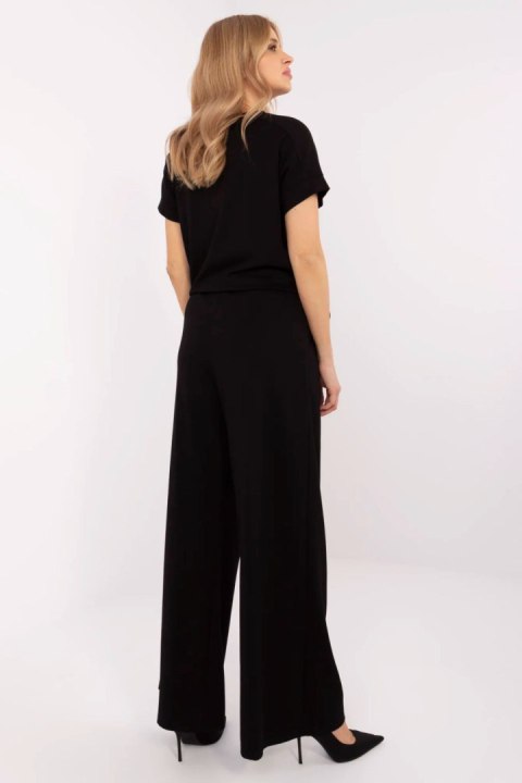 Spodnie Dresowe Model RV-DR-A613.69 Black - Relevance Relevance Spodnie Dresowe Model RV-DR-A613.69 Black - Relevance Relevance