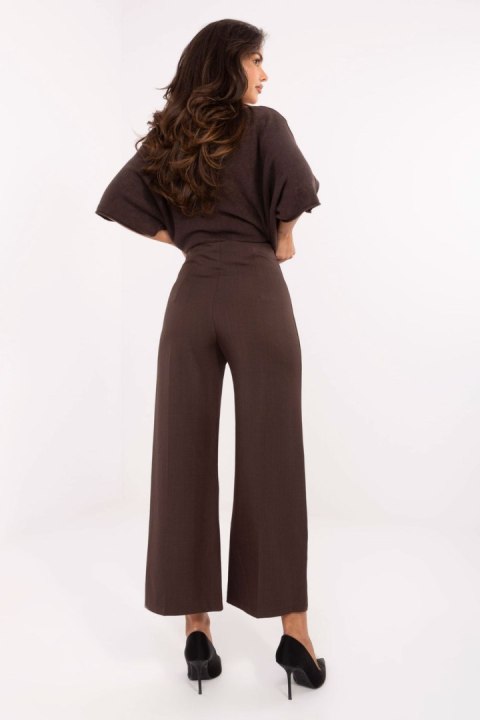 Spodnie Damskie Model IT-SP-FL9068.96 Dark Brown - Rue Paris Rue Paris Spodnie Damskie Model IT-SP-FL9068.96 Dark Brown - Rue Paris Rue Paris