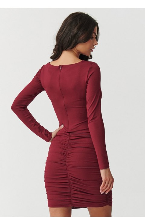 Sukienka Model M899 Bordo - Makadamia Makadamia Sukienka Model M899 Bordo - Makadamia Makadamia