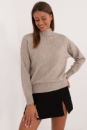Sweter Damski Model AT-SW-2339.54 Dark Beige - AT AT Sweter Damski Model AT-SW-2339.54 Dark Beige - AT AT