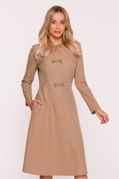 Sukienka Model S413 Beige - Stylove Stylove