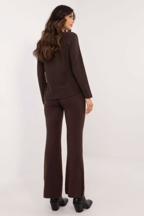 Spodnie Komplet Model IT-KMPL-2219.51 Dark Brown - Italy Moda Italy Moda Spodnie Komplet Model IT-KMPL-2219.51 Dark Brown - Italy Moda Italy Moda
