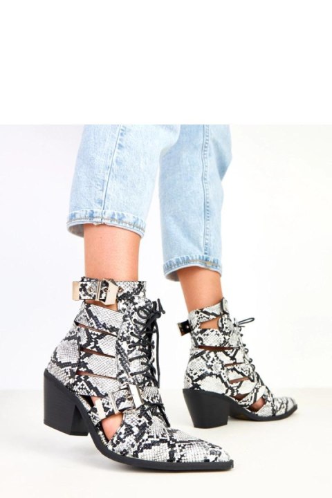 Botki Model Verica K186 Black/White - Solea Solea