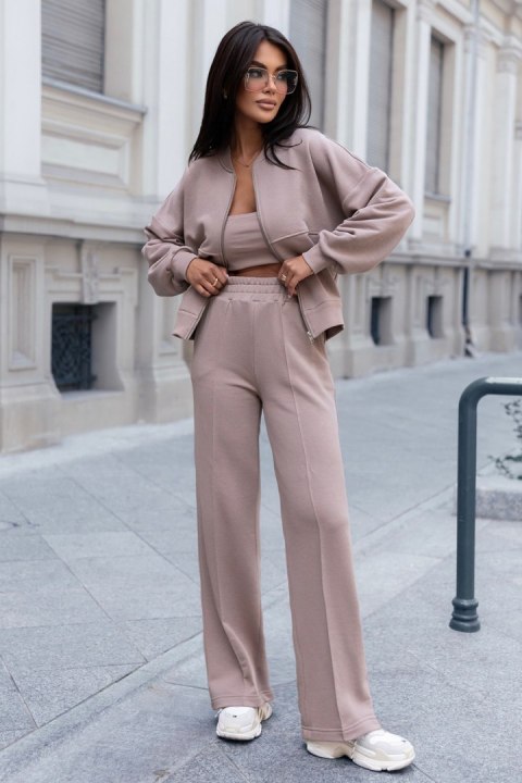 Spodnie Komplet Model Misty D33 Latte - IVON IVON Spodnie Komplet Model Misty D33 Latte - IVON IVON