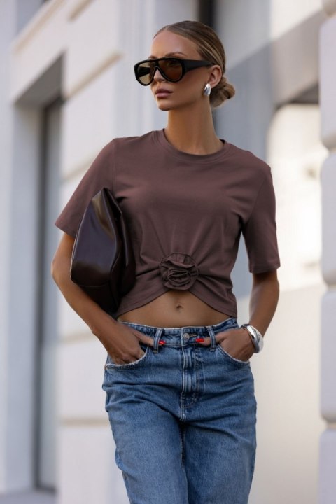 Bluzka Model Elvie B56 Mleczna Czekolada - IVON IVON Bluzka Model Elvie B56 Mleczna Czekolada - IVON IVON