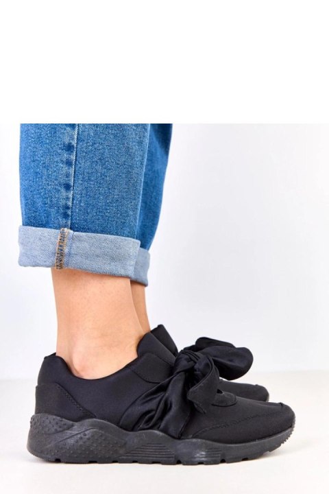Buty Sportowe Model Janesa 61021-15 Black - Solea Solea