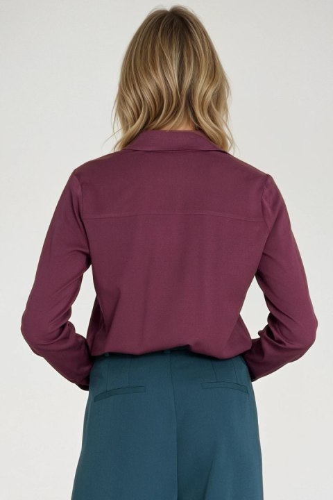 Bluzka z krytą plisą B205 Śliwka - Nife Nife Bluzka z krytą plisą B205 Śliwka - Nife Nife