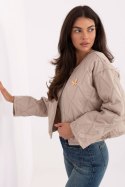 Kurtka Damska Model IT-KR-FL8357.82 Beige - Rue Paris Rue Paris Kurtka Damska Model IT-KR-FL8357.82 Beige - Rue Paris Rue Paris
