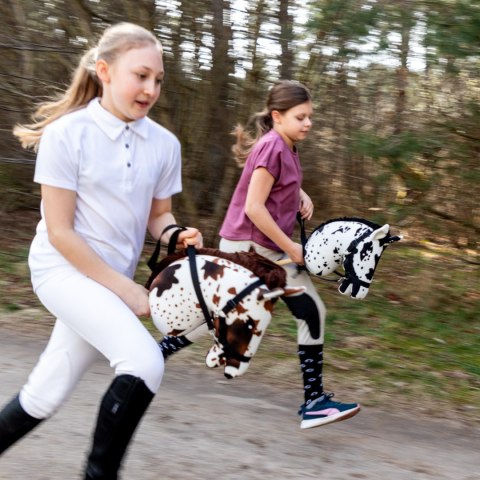 SKIPPI HOBBY HORSE - W PLAMY - CZARNE PLAMKI - KOŃ NA KIJU - KANTAR SKIPPI HOBBY HORSE - W PLAMY - CZARNE PLAMKI - KOŃ NA KIJU - KANTAR