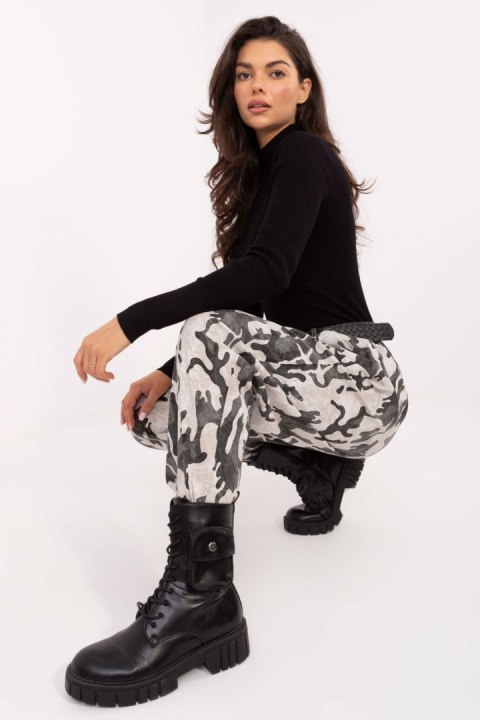 Spodnie Damskie Model IT-SP-242975.84 Light Beige - Italy Moda Italy Moda