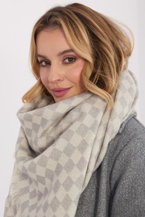 Szalik Model AT-SZ-16501.06 Ecru - AT AT