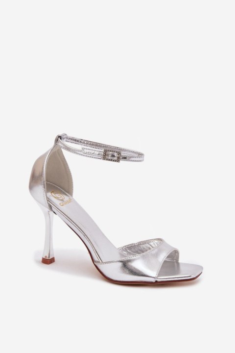 Sandały Model Revella LOLA5266 Silver - Step in style Step in style