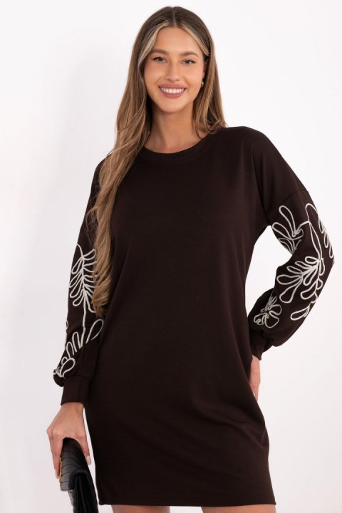 Sukienka Model RV-SK-A1064.95 Dark Brown - Rue Paris Rue Paris