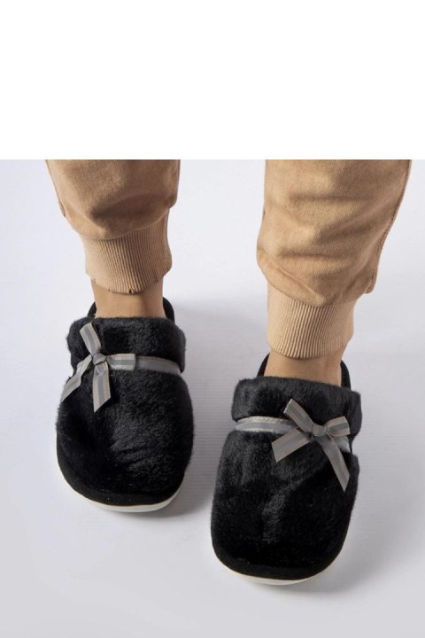 Kapcie Model Antonino 731-02 Black - Solea Solea