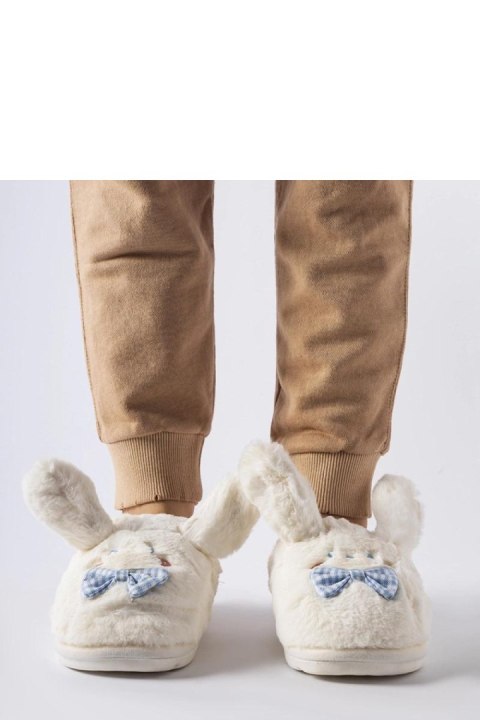 Kapcie Model Bruna 424-01 White - Solea Solea