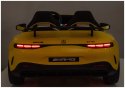 Auto Na Akumulator Mercedes GT63 AMG DK-GT63 24V LCD Żółty LEAN CARS