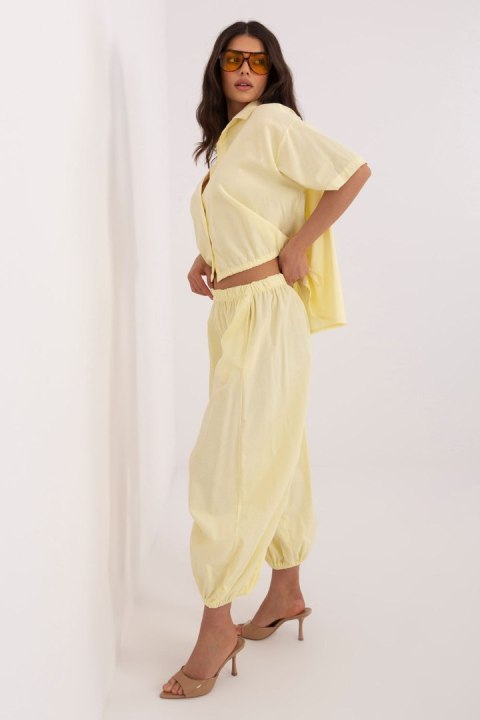 Spodnie Damskie Model IT-SP-FL10309-1.91 Light Yellow - Italy Moda Italy Moda