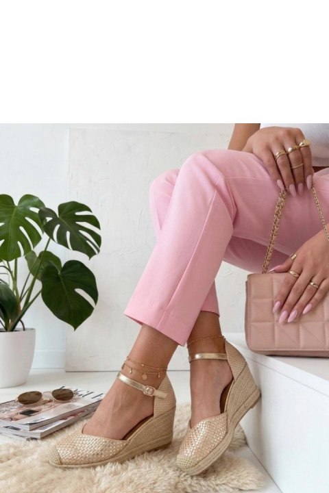 Sandały Model Lucinda T-1 Beige - Solea Solea